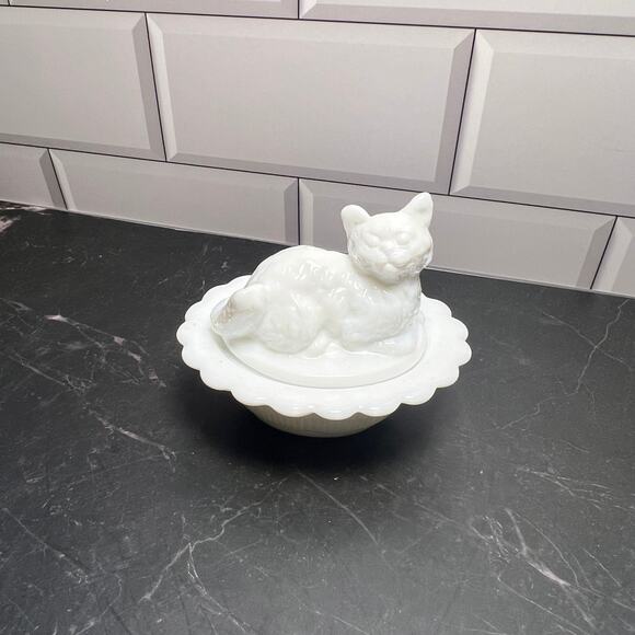 Mini Mosser Milk Glass Cat on Nest - Picture 1 of 4
